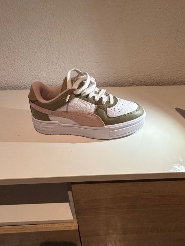 Zapatillas Puma Verde Oliva y Rosa