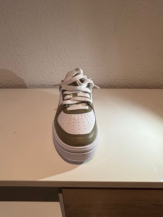 Zapatillas Puma Verde Oliva y Rosa