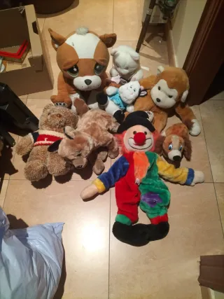 Lote de peluches variados