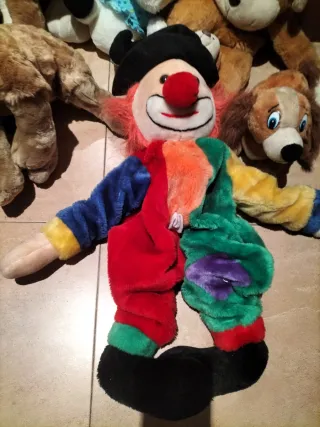 Lote de peluches variados