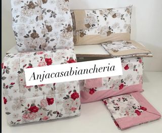 Trapunta con lenzuola floreali