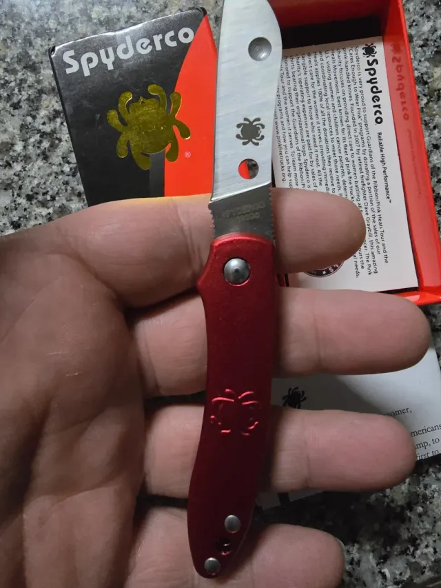Canivete Spyderco Novo Vermelho