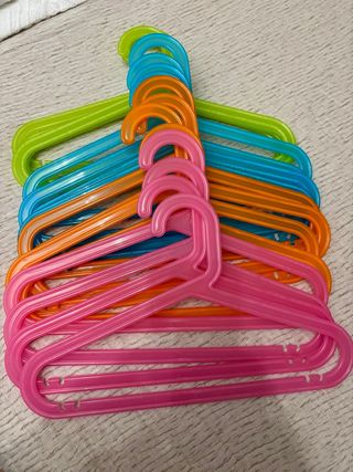 16 Perchas para niños