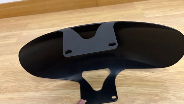 Guardabarros negro para moto