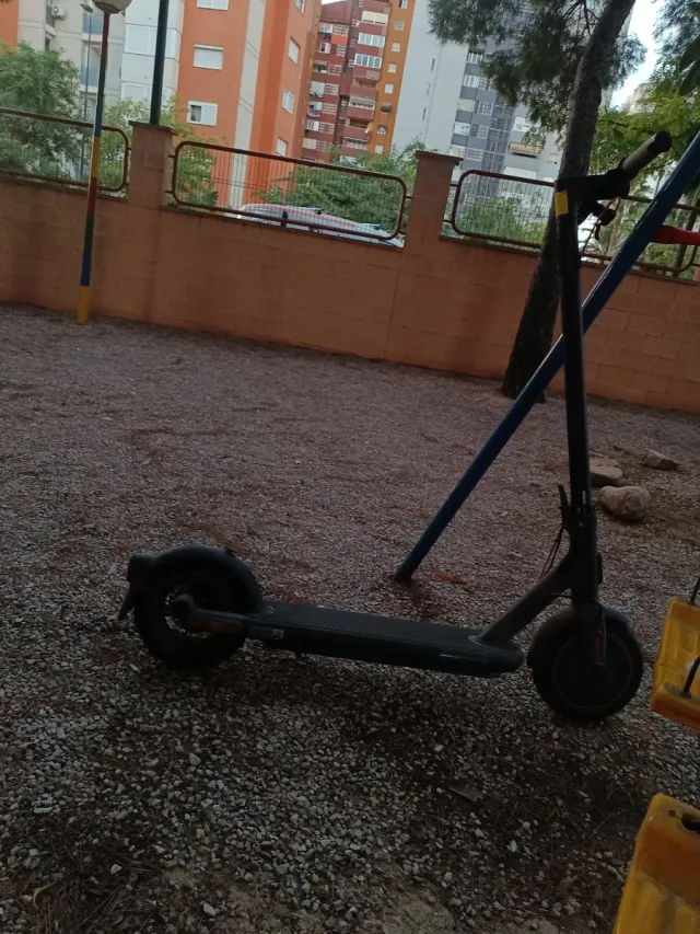  Mi Electric Scooter 4 Pro
se vende urgentemente 