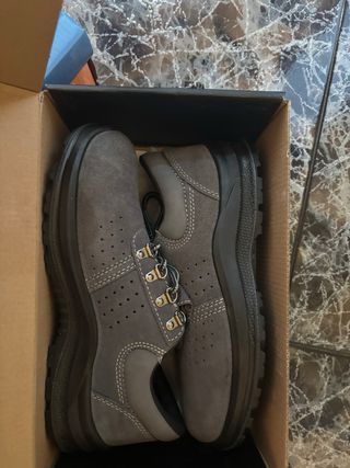 Zapatos de trabajo OPSIAL grises talla 38