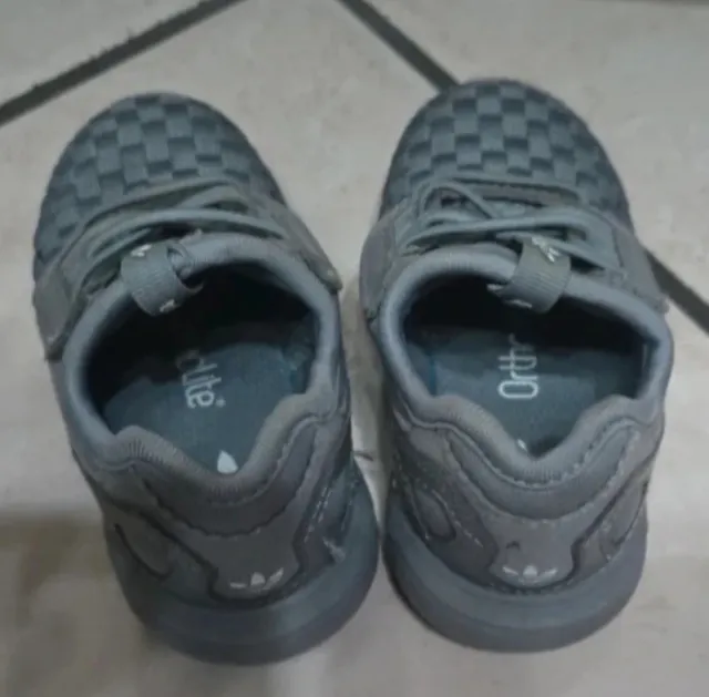Scarpe Adidas bimbo grigie n. 21