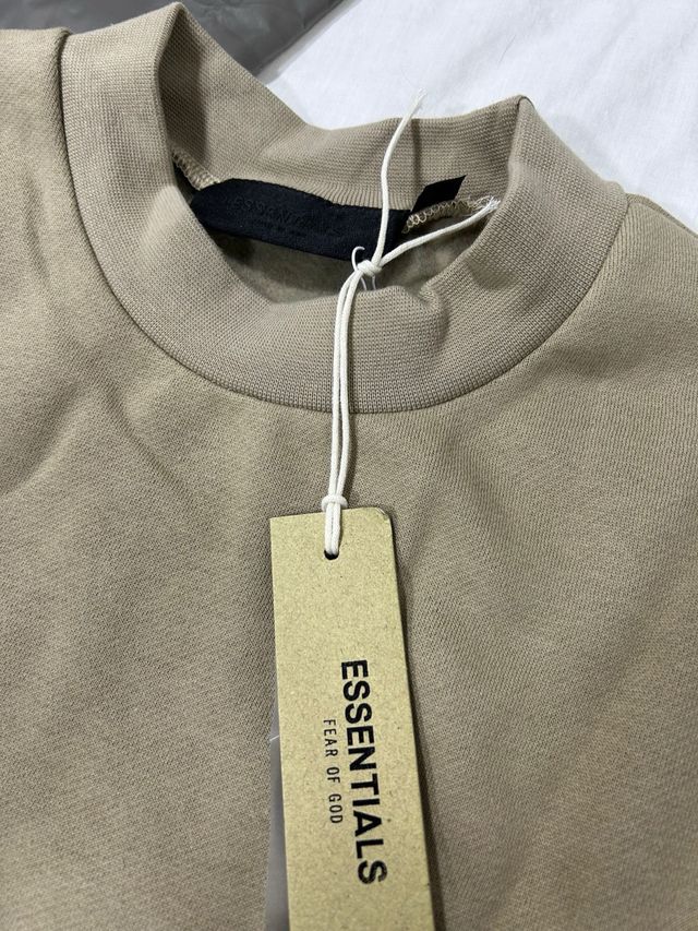 Sudadera Essentials Beige/Marrón Nueva