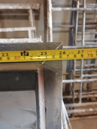 Ventana de aluminio sin cristal