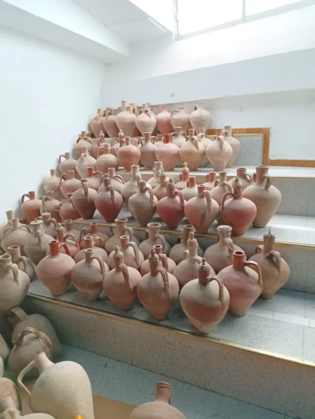 LOTE DE CANTAROS ANTIGUOS