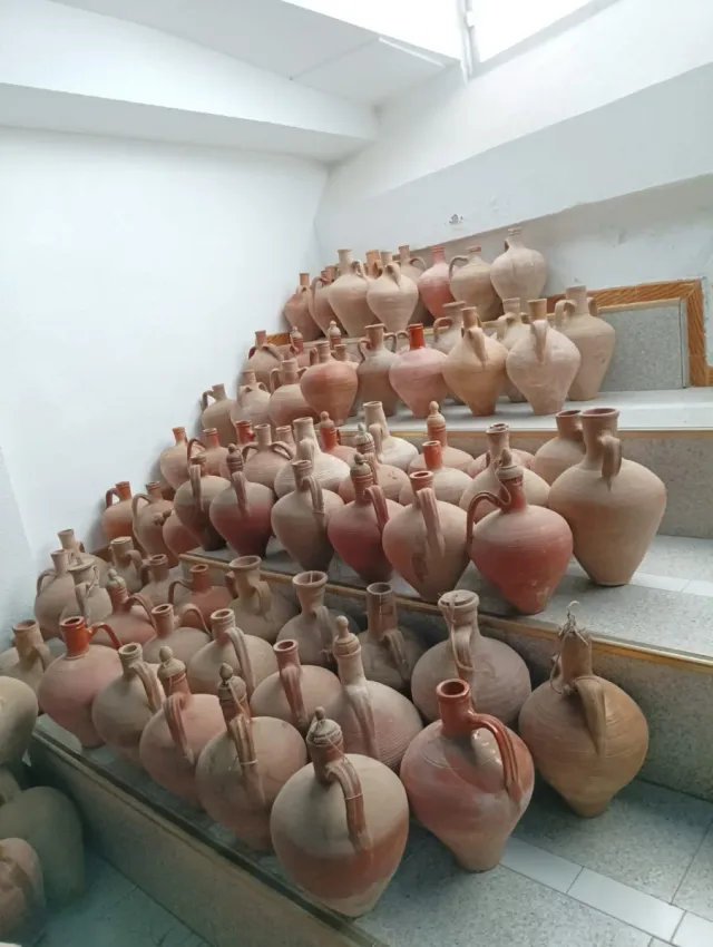 LOTE DE CANTAROS ANTIGUOS