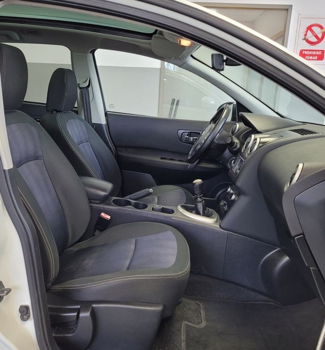 Nissan Qashqai+2 2011