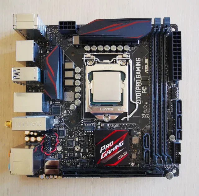 Placa Base Asus Z170I PRO GAMING + I7 6700k