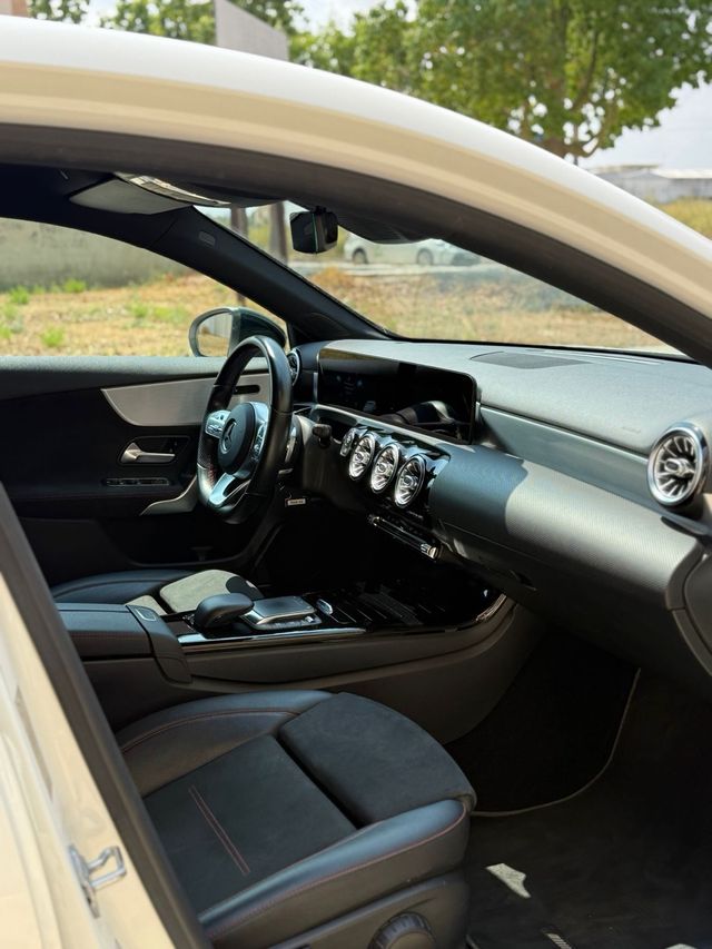 Mercedes-Benz Clase A200d 2021