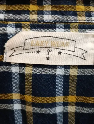 Blusa de cuadros azul y amarilla