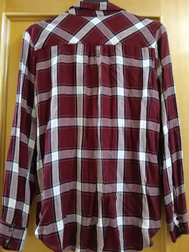 Camisa cuadros granate y blanca