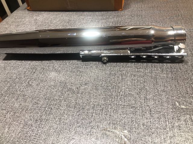 Tubo de escape Harley retro cromado