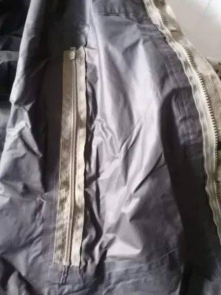 Chubasquero camuflaje