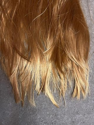 Peluca y Accesorios de Disfraz de Hippie