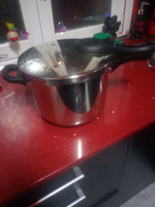 Olla a presión Magefesa Dynamic 6L