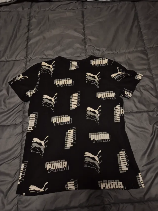 Camiseta Puma Negra con Logo Blanco