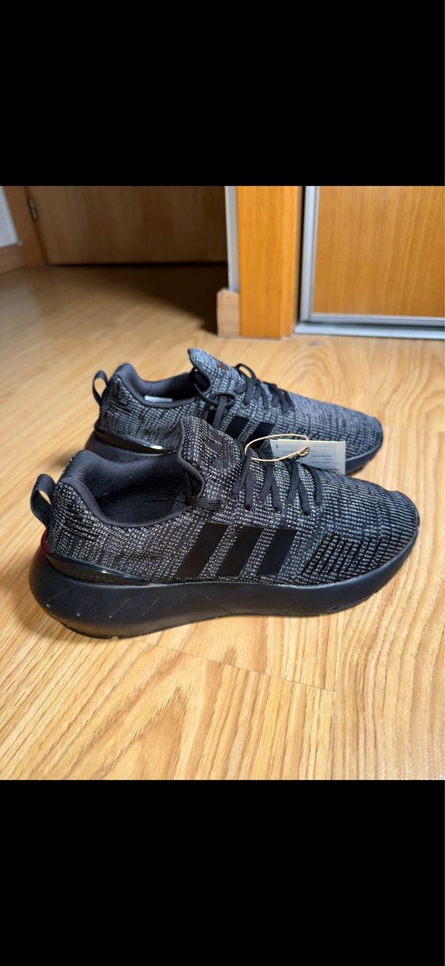 Zapatillas Adidas Grises T38.5