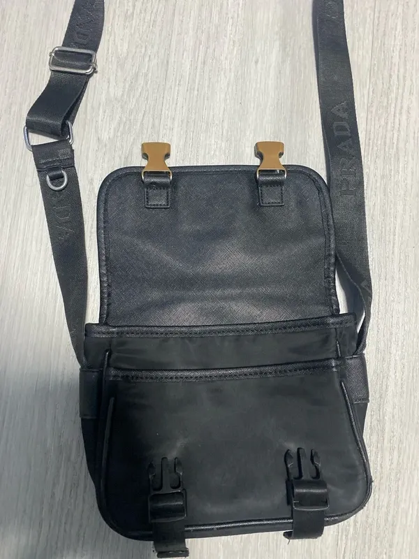 Bolso Prada Negro Hombre