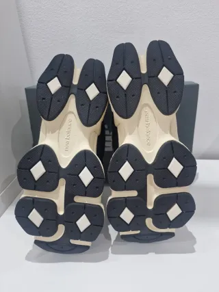 New Balance 9060 Beige/Negro/Gris/Blanco