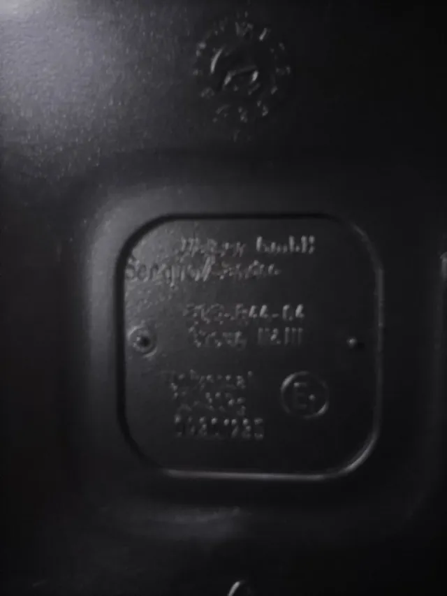 Alzador de coche para bebé