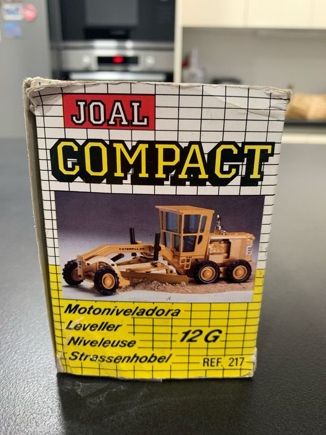 Motoniveladora CAT de joal