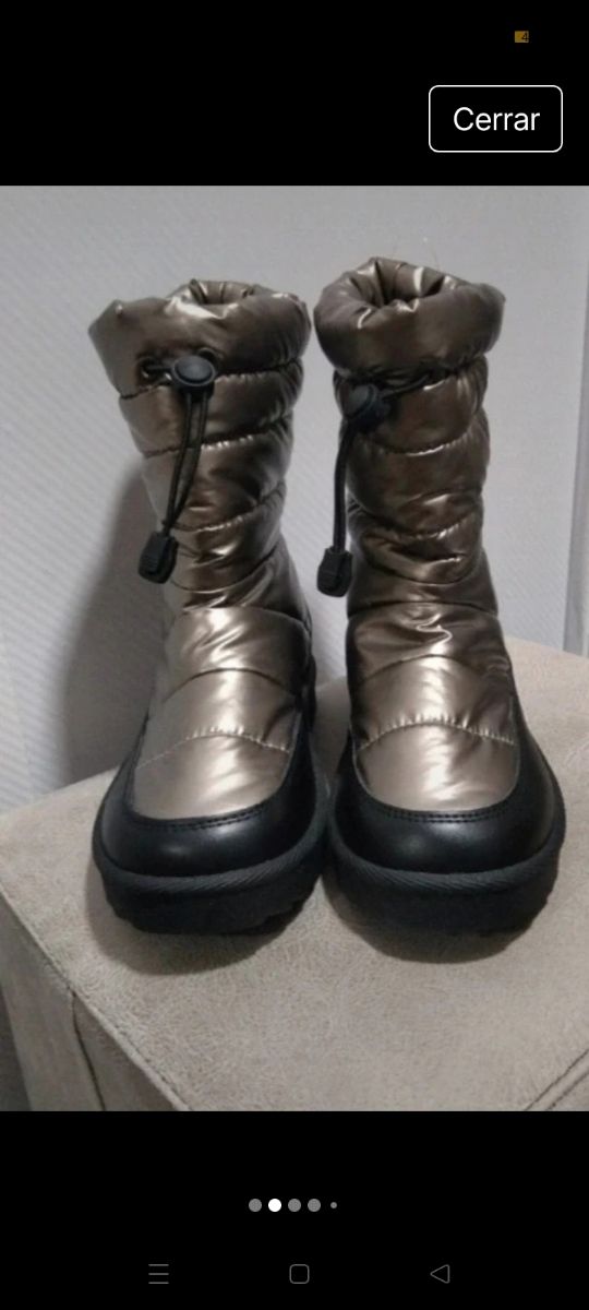 Botas Tex acolchadas doradas y negras