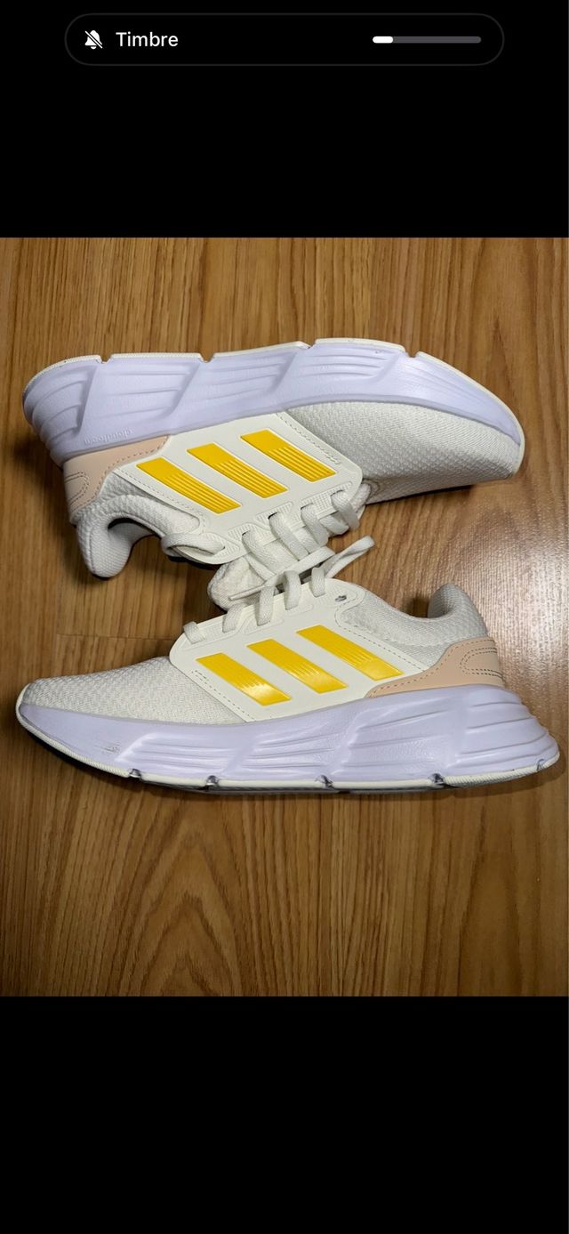 Zapatillas Adidas  T38.5