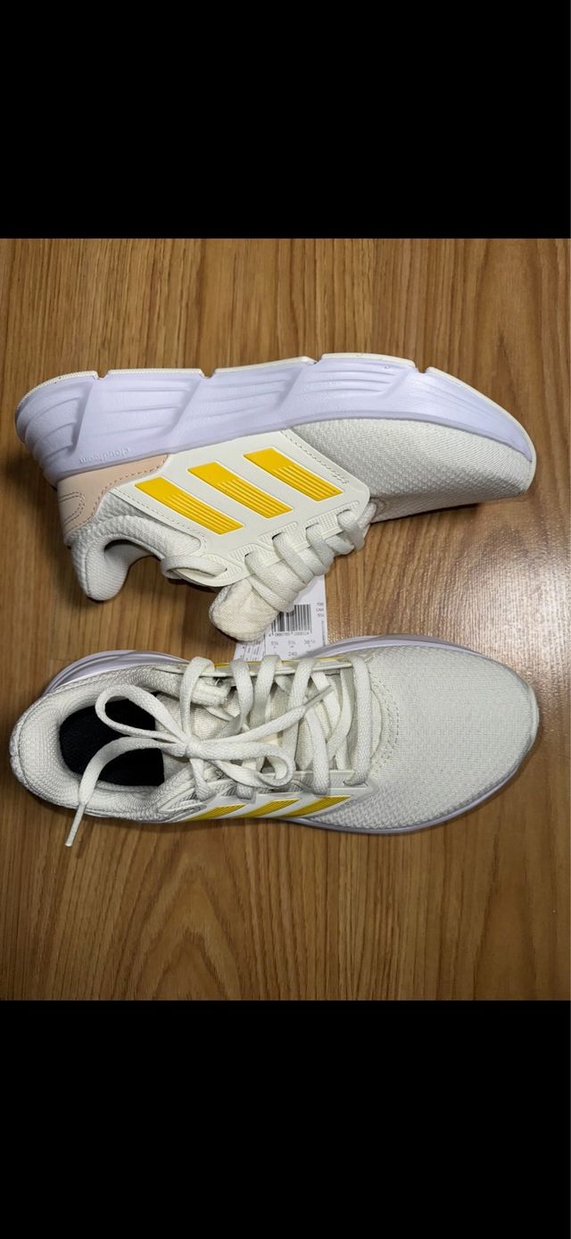Zapatillas Adidas  T38.5