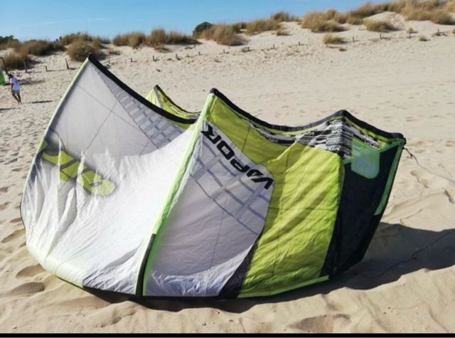 tabla y comera KiteSurf airush 10Mtrs