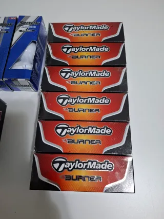 18 Paquetes de Bolas de Golf Variadas