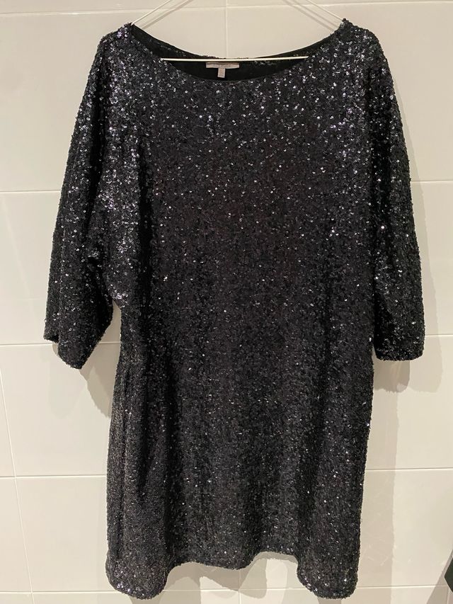 Vestido negro lentejuelas