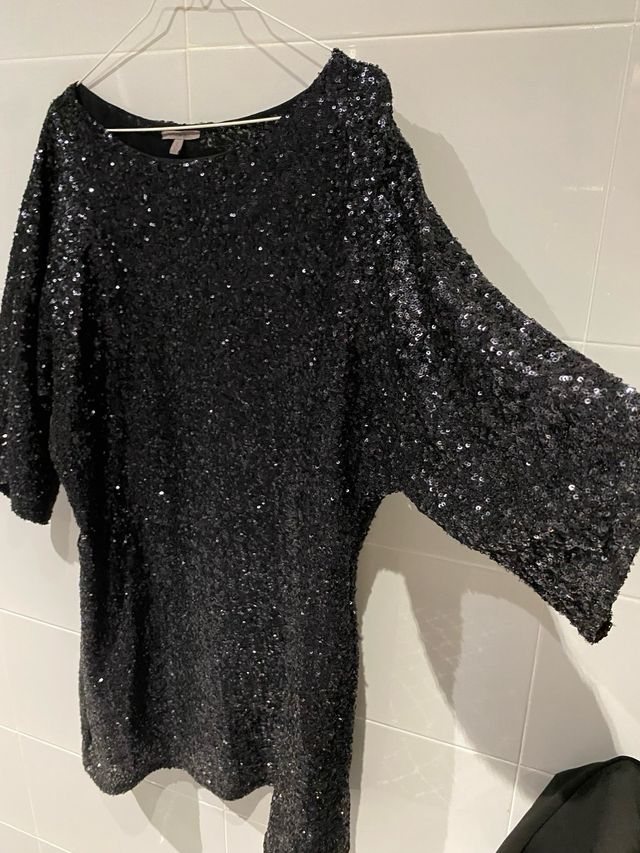 Vestido negro lentejuelas