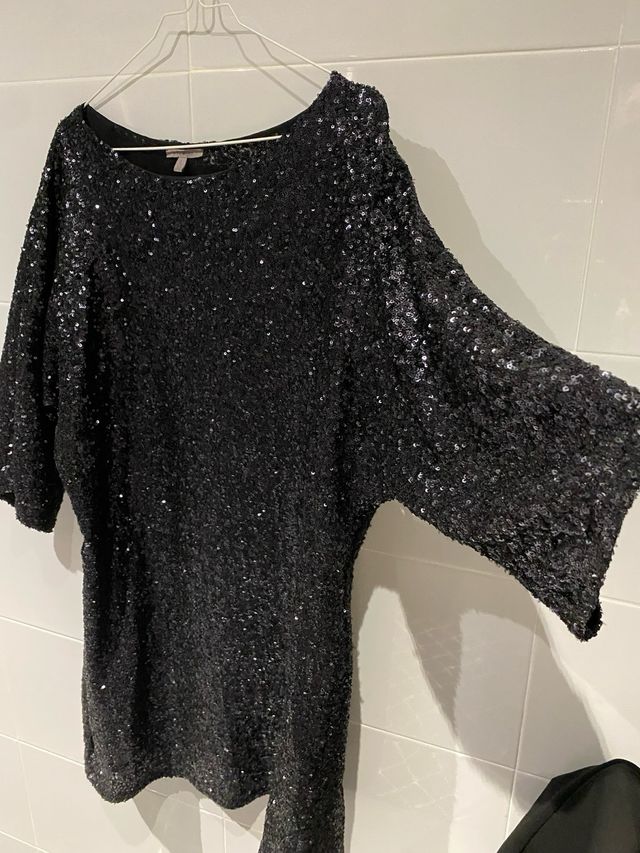Vestido negro lentejuelas