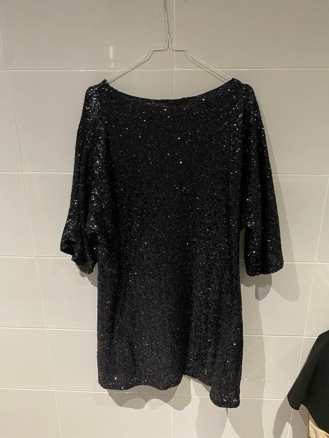 Vestido negro lentejuelas
