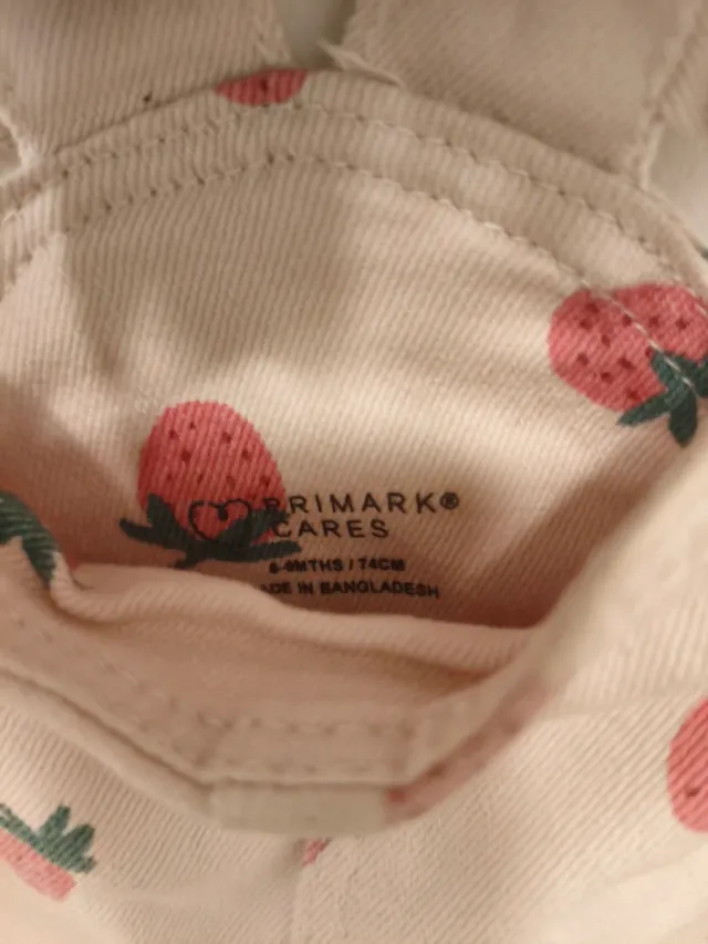 Peto bebé niña fresas