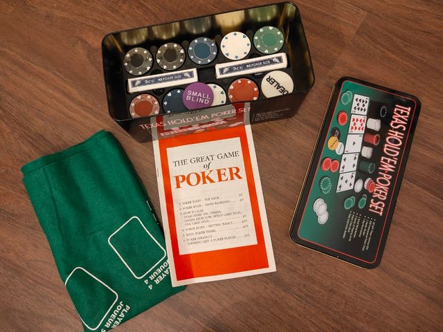 Juegos de mesa, twister, retro gaming y póker