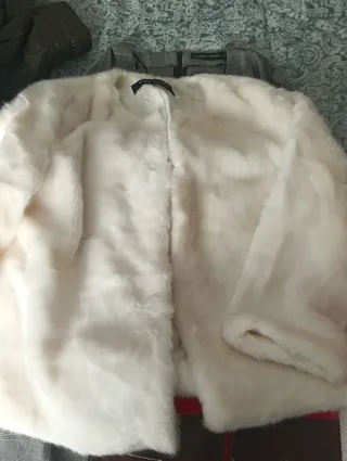 Abrigo Zara Blanco Talla M