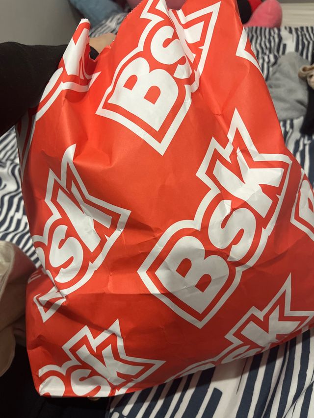 Bolsa sorpresa con prendas