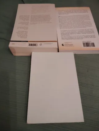 Livros de Vários Escritores em Inglês Usados