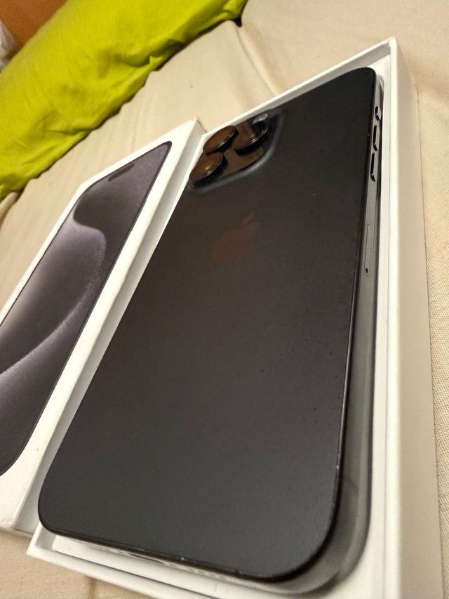 iPhone 15 Pro Max 256GB Space Gray