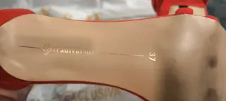 Sandalias Rojas de Tacón