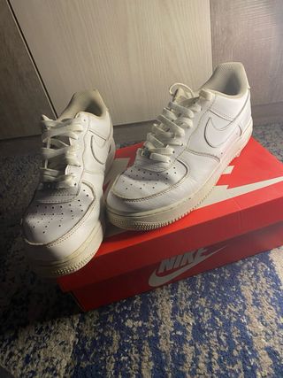 Nike Air Force 1 Talla 41-42 Blancas