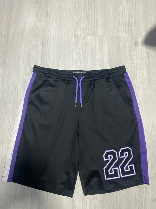 Pantalones cortos deportivos Primark 22