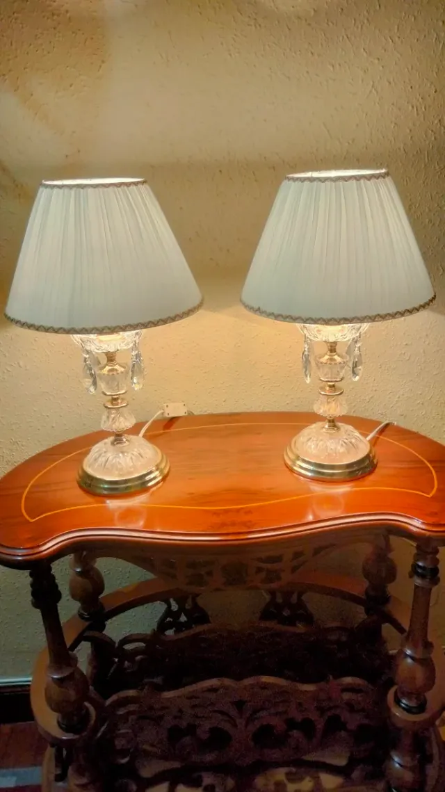 SPLENDIDA COPPIA DI LAMPADE ARANCIONE IN CRISTALLO BRONZATO