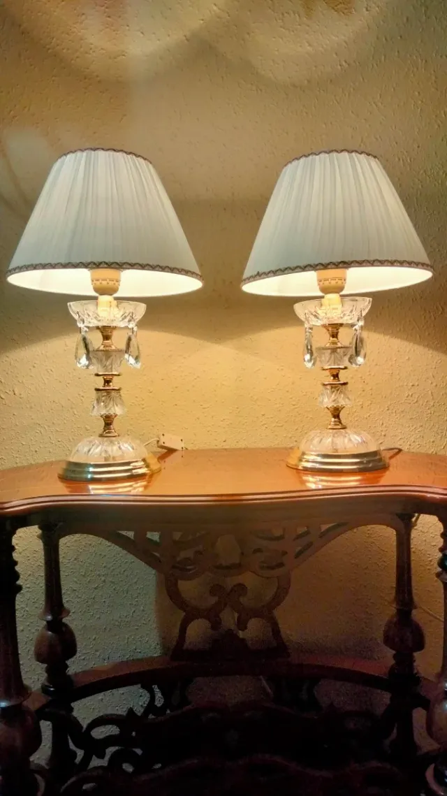 SPLENDIDA COPPIA DI LAMPADE ARANCIONE IN CRISTALLO BRONZATO